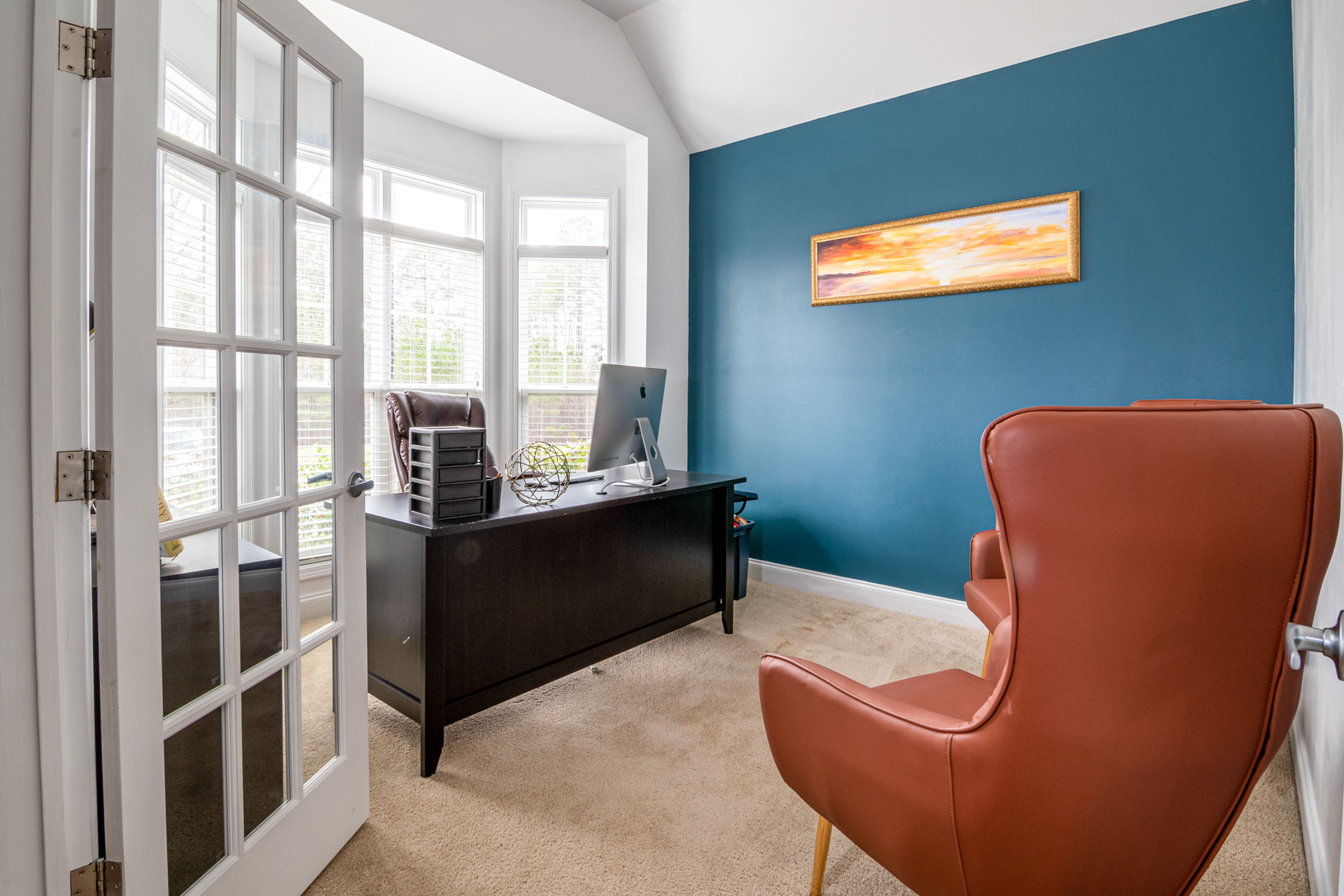 How to Set Up a Home Office in a Richmond Rental